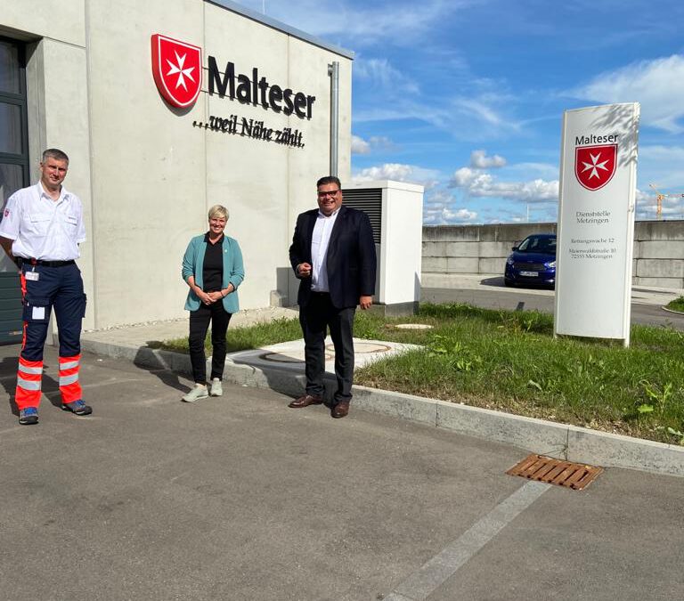 Landtagsabgeordnete Cindy Holmberg besucht die Malteser-Rettungswache Metzingen